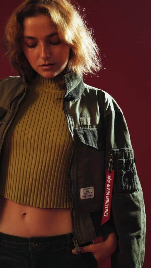 のインスタグラム：「Introducing the Cropped Flight Jacket W from Alpha Industries FW23 - featuring a corduroy collar, corduroy pocket flaps, and a corduroy MA-1 utility sleeve pocket. Inspired by the classic J-WFS Jacket, styled by @glennonwagner. Perfect for those early-autumn days and nights.  Order yours now before the 60° nights hit. Link in bio.  #alphaindustries」