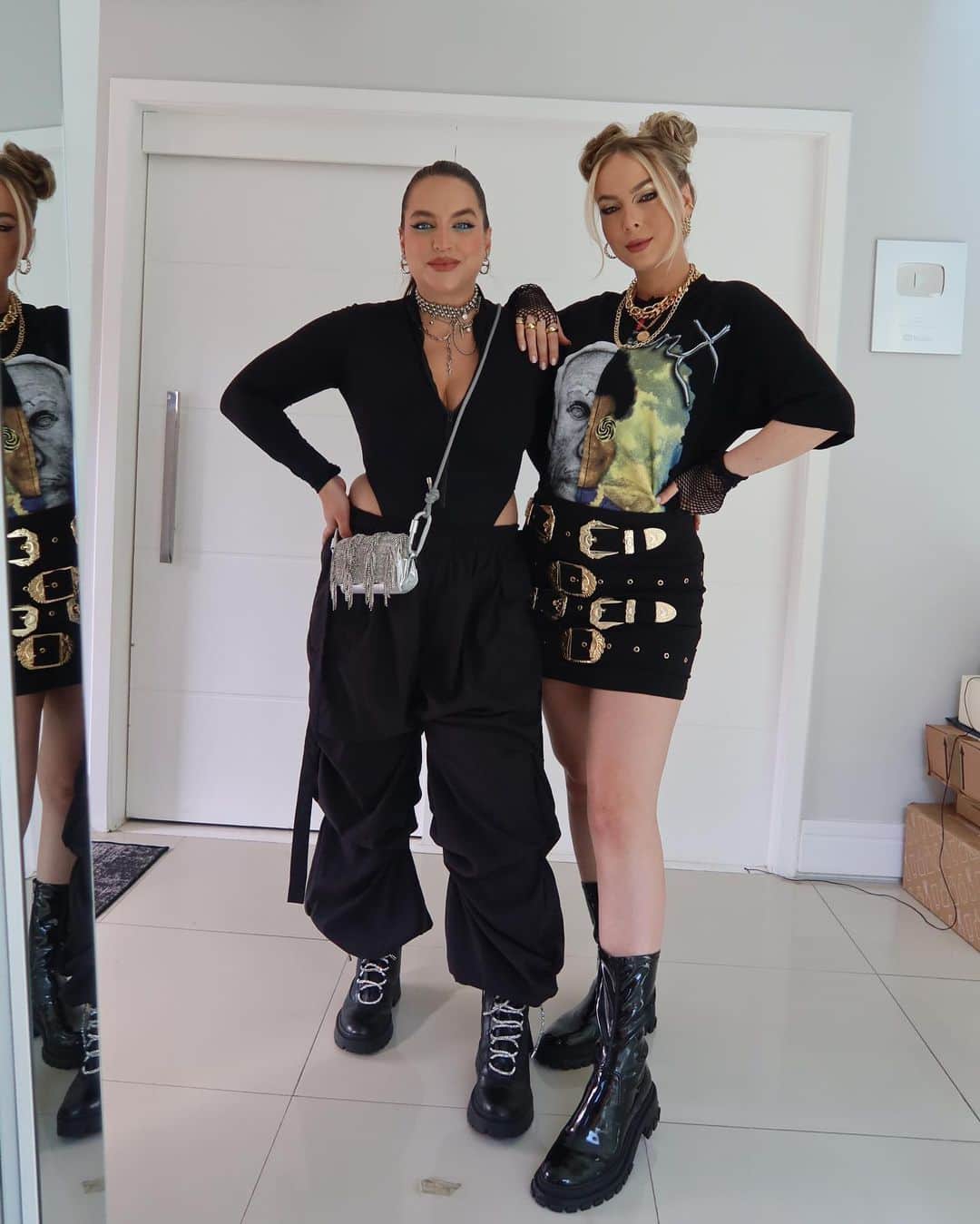 Bruna Unzuetaのインスタグラム：「Let’s @thetownfestival 🎉」