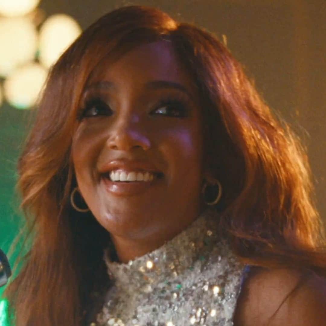 Vevoのインスタグラム：「“This song said everything I needed to about my relationship with my husband, and really spoke to me the moment I heard it," says country star @MickeyGuyton about her track with @KaneBrown. Hit the link to watch the talented duo share the stage! ⠀⠀⠀⠀⠀⠀⠀⠀⠀ ▶️ [Link in bio]」
