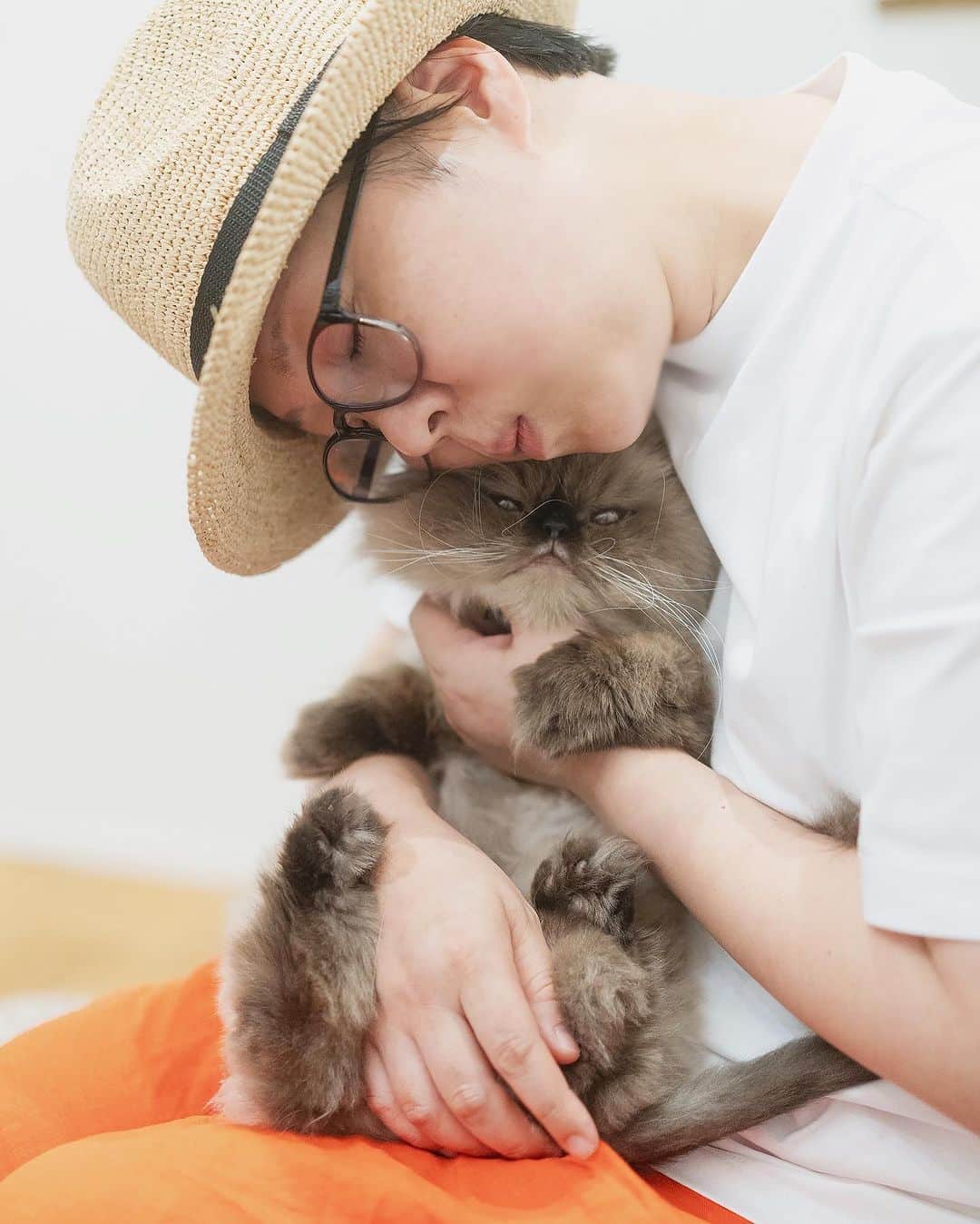 清水桜子さんのインスタグラム写真 - (清水桜子Instagram)「トモミンに抱っこされてるのんの表情よ…きゃわ🥰」9月8日 14時49分 - sakuracos
