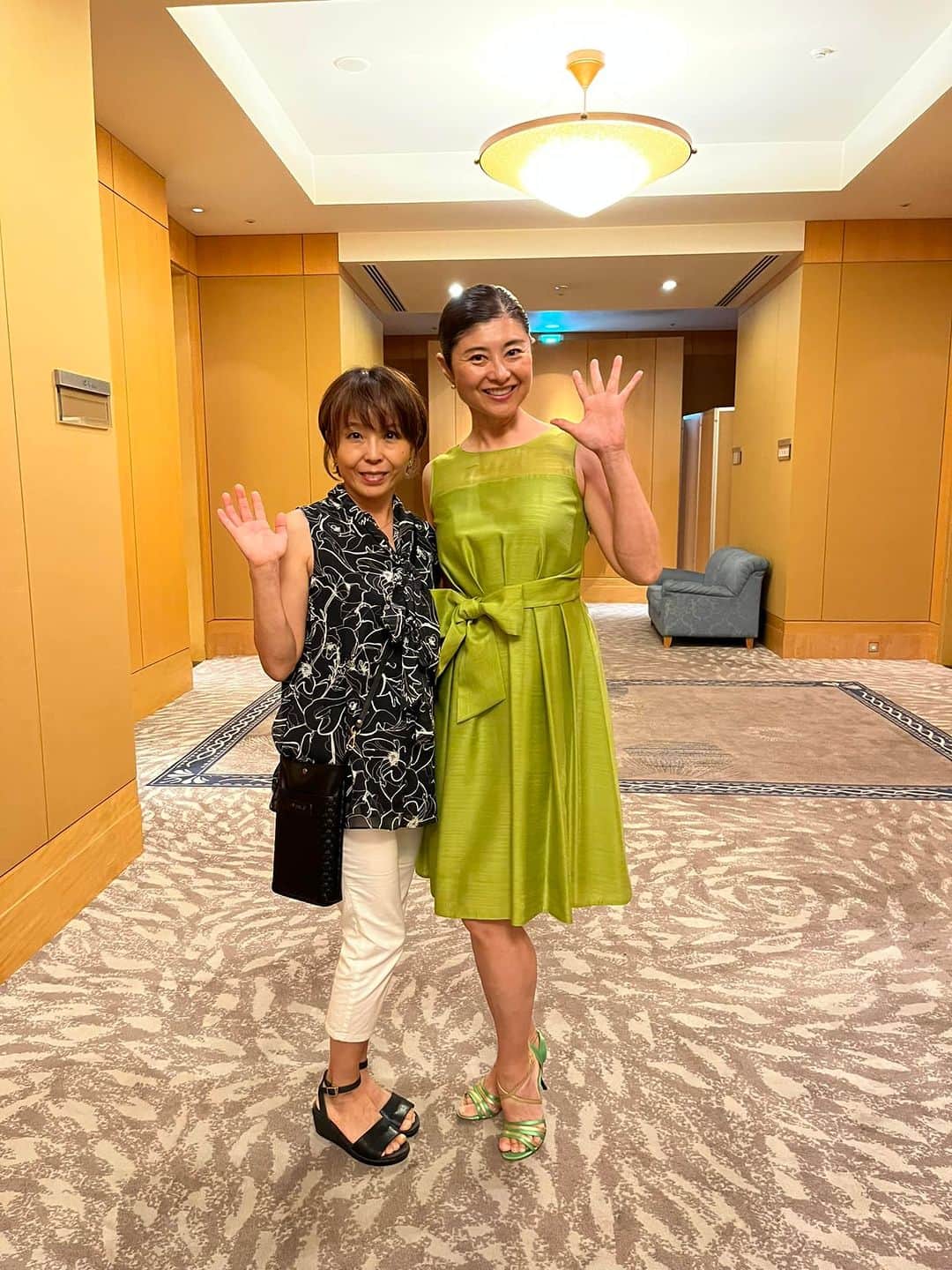 間々田佳子さんのインスタグラム写真 - (間々田佳子Instagram)「昨日は理想のプロポーション作りを提供されているダイアナさんでの講演でした。みなさん、とても熱心に聞いてくださいました。 美を追求している、元気いっばい素敵な方々の集まりでした！  わたしのインストラクターさんもダイアナさんに通い、明日は横浜アリーナでの全国大会に出場するそうです。 頑張って👍  今回はインストラクターみどりさんがサポートしてくれました！ありがとう！またお会いしましょ！」9月8日 15時20分 - yoshiko.mamada