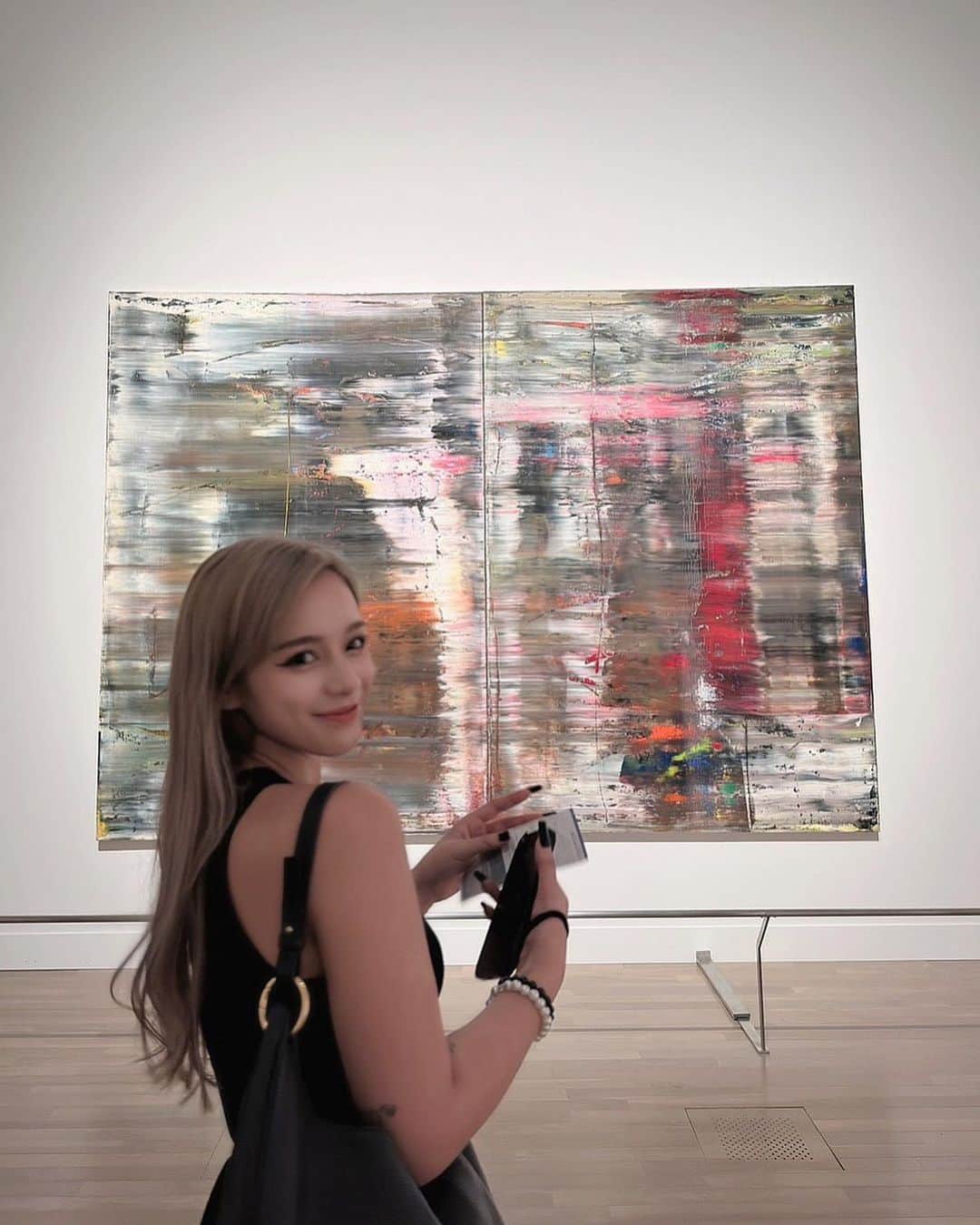 のインスタグラム：「Our life is our art.💎  We need to learn to love ourselves first,in all our glory and our imperfections.」