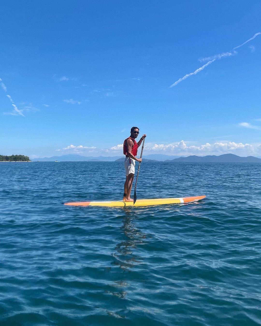 kaisakamotのインスタグラム：「31歳男旅🧔🏾‍♂️🧔🏾‍♂️👨🏻👨🏻👨🏽‍🦰」