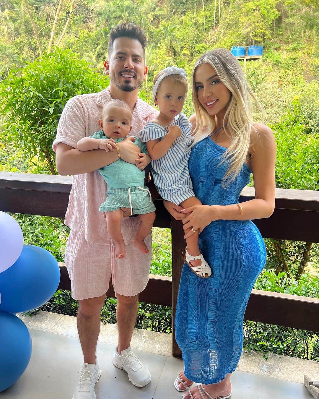 Bruna Rangel Limaのインスタグラム：「Astorias 2nd birthday dump 🩵」