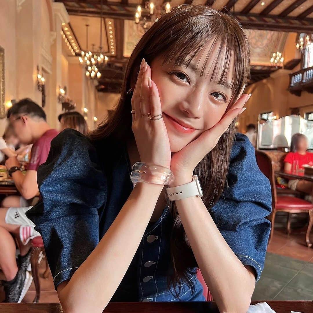 のインスタグラム：「🫠」