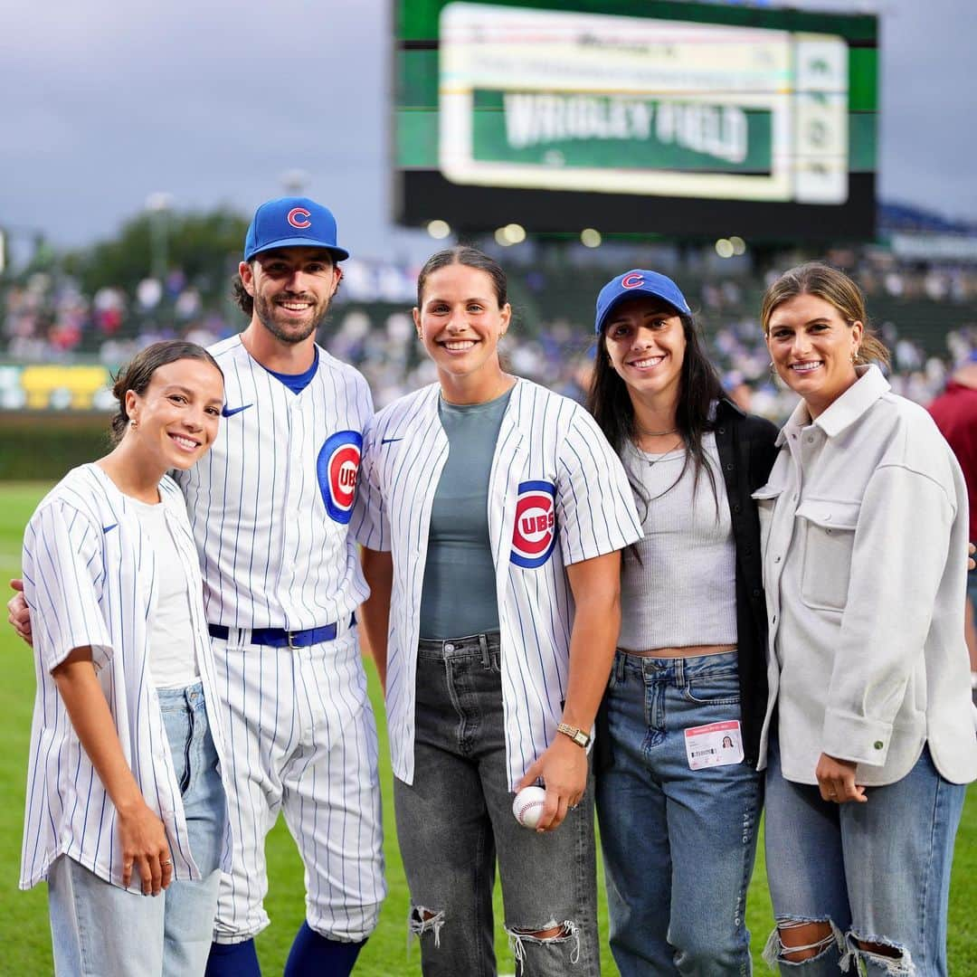 シカゴ・カブスさんのインスタグラム写真 - (シカゴ・カブスInstagram)「The crossover event of the year!  @malpugh ⚾️ ➡️ @dansbyswanson」9月8日 8時46分 - cubs