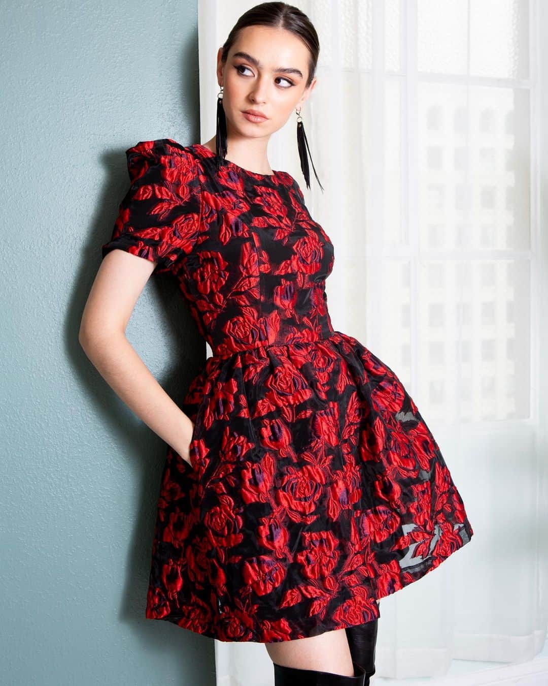 ブラックハローのインスタグラム：「This seasons it-girl mini dress… get it before it sells out 🤩❣️」
