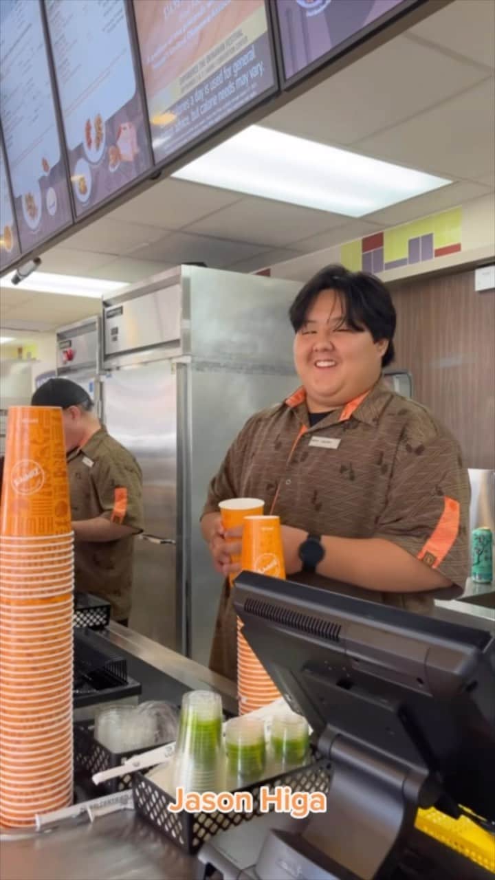 のインスタグラム：「How much do you know about Zippy’s? 🤔 Join us for a new series where we spit facts and quiz our team members and guests.   First up, asking team members “Who is the CEO of Zippy’s?” Think you know? Comment your answer below 👇  #NextStopZippys」