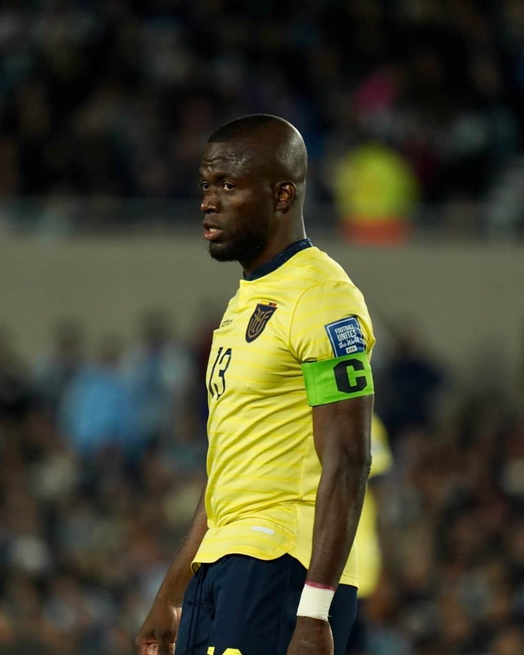 サッカー エクアドル代表チームのインスタグラム：「@ennervalencia1 llegó a los 8️⃣0️⃣ partidos con la camiseta de La Tri🇪🇨」