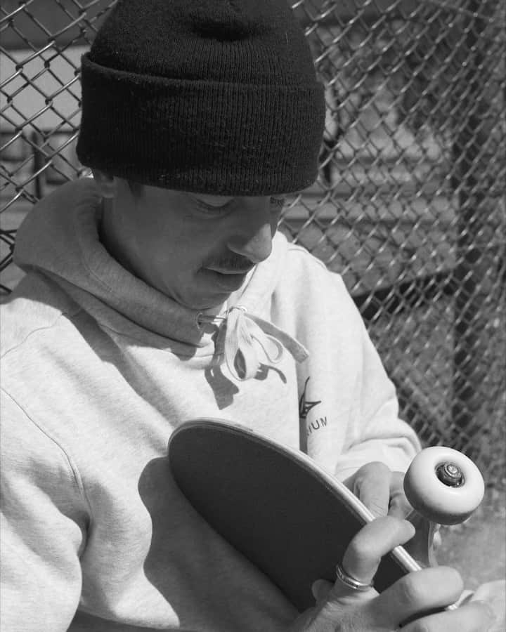 ルアン・オリベイラのインスタグラム：「@cariumaskateboarding x @spottampa NAIOCA PRO IS OUT NOW!  NOVA COLLAB DA @cariumaskateboarding X @spottampa 🔥   📸 @lucas.seghessi  🎥 @mk.quadros」