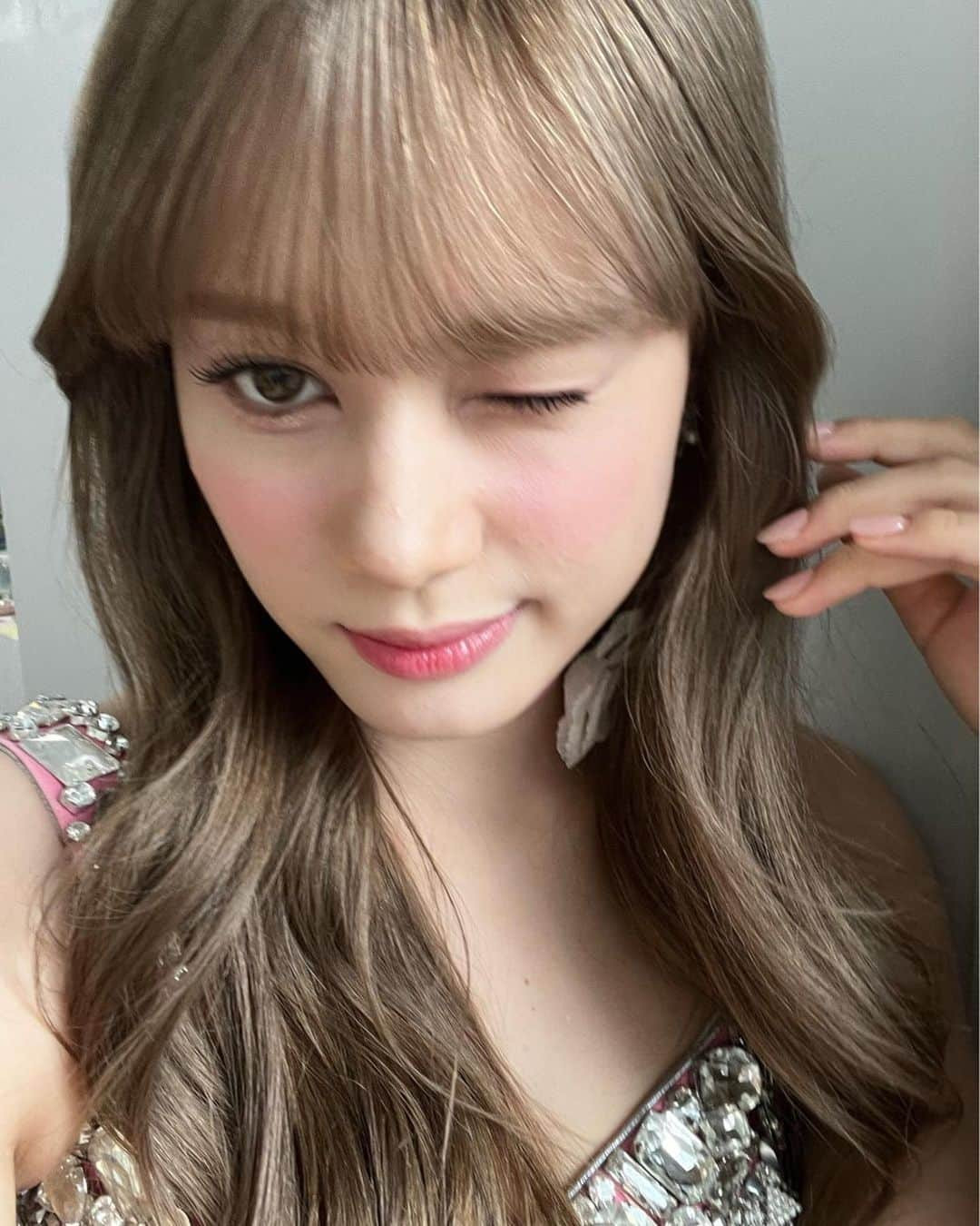 NiziUさんのインスタグラム写真 - (NiziUInstagram)「Tour pics🩷✨🪩💎  #niziu #nina」9月8日 11時34分 - niziu_artist_official