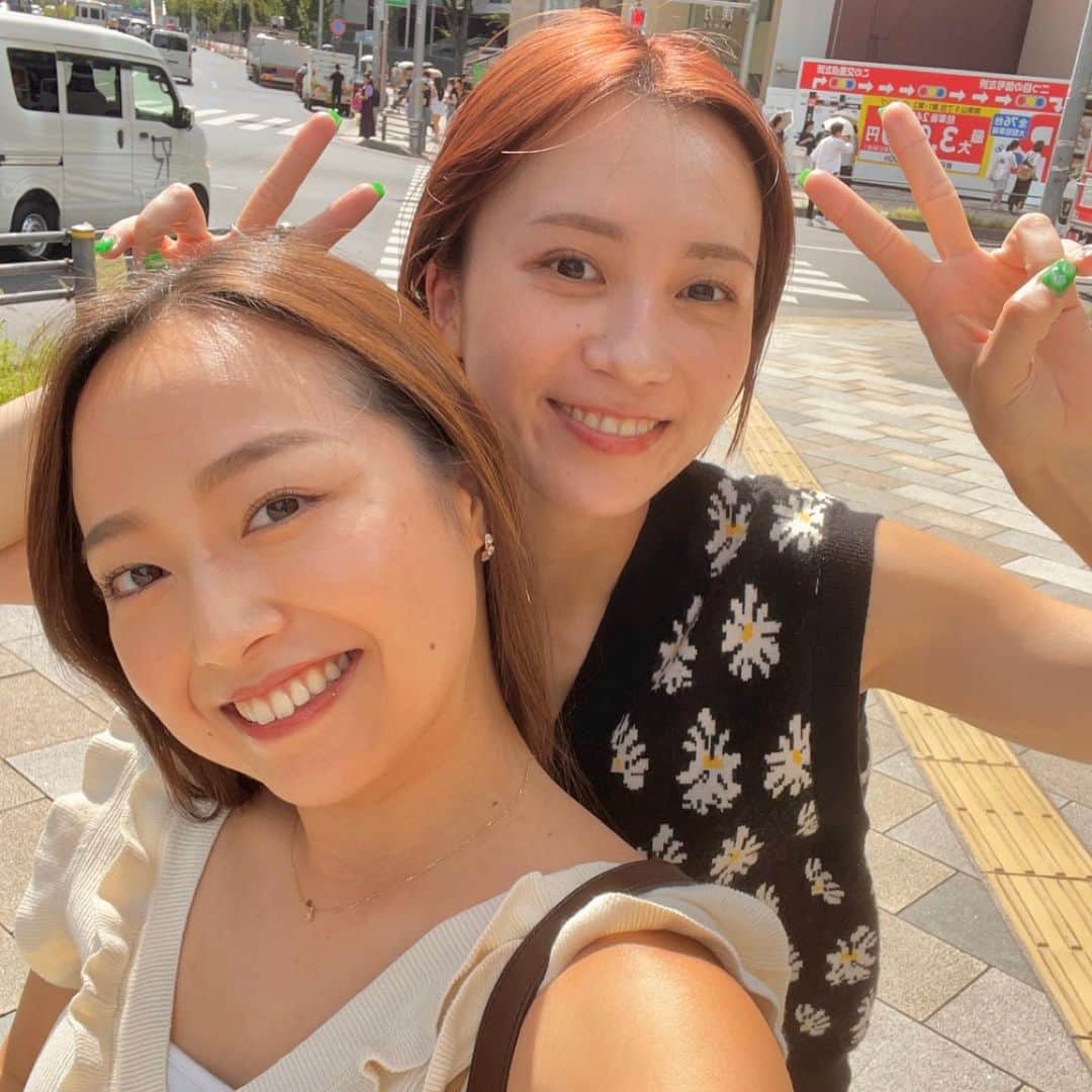 田原愛里さんのインスタグラム写真 - (田原愛里Instagram)「昔はよく、 2人似てるね〜とか 姉妹ですかー？って 言われてた😂💓  次は…🇰🇷💓」9月8日 12時02分 - tahara_airi_0719