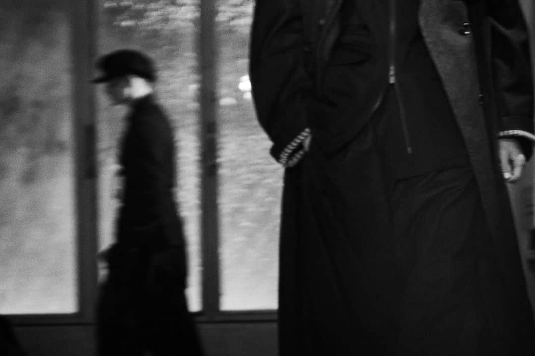 山本耀司のインスタグラム：「Yohji Yamamoto POUR HOMME 2023-24 Autumn/Winter Collection ⁠ ⁠ #YohjiYamamotoPOURHOMME⁠ #YohjiYamamoto」