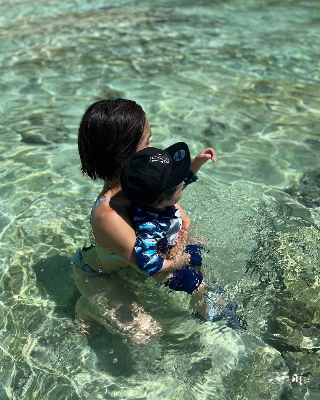 犬童美乃梨のインスタグラム：「透き通った海最高だったな〜🏝️  #グアム #guam」