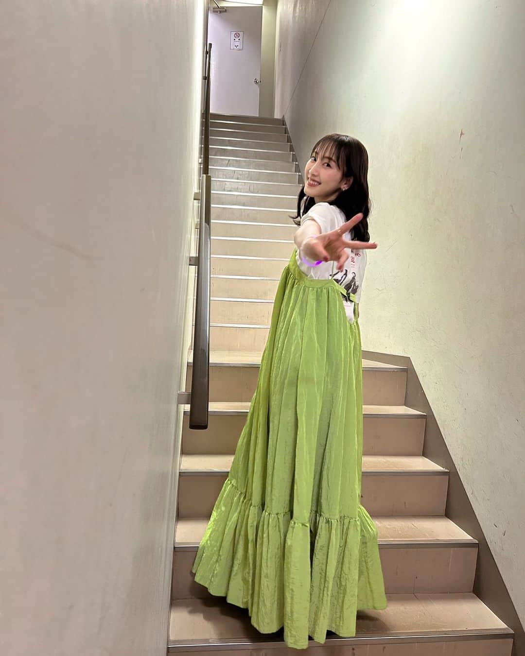松井玲奈のインスタグラム：「ファンクラブイベント楽しかったなあ。 今年中にもう一回、みんなに会える企画を考え中、、、☁️」