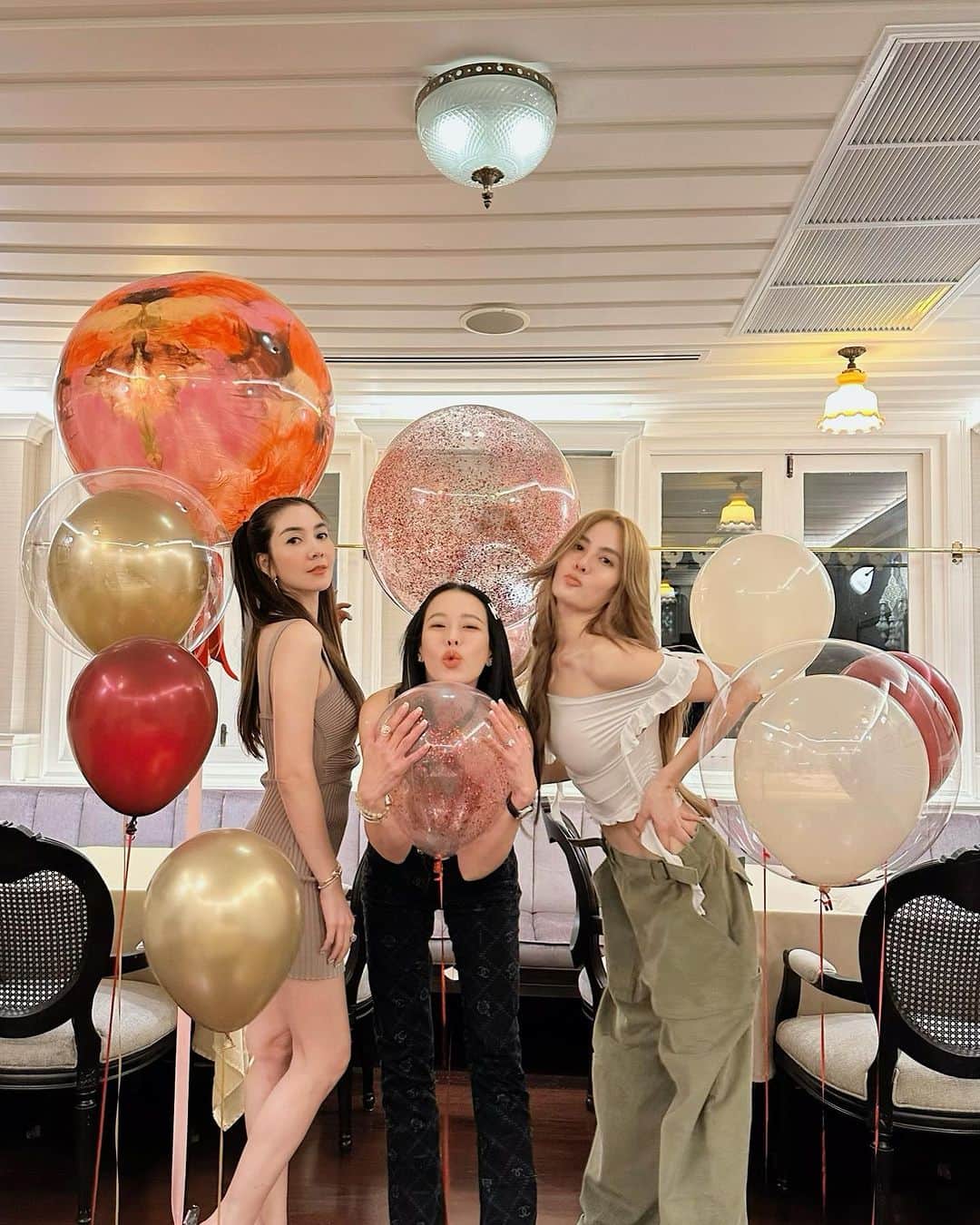 ウンセン・ウィリティパー・パックディープラソンのインスタグラム：「🎈🎈🎈」