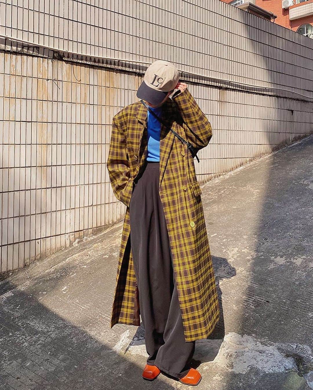 米田紗英さんのインスタグラム写真 - (米田紗英Instagram)「【保存してコーデの参考に☑️】 チェック柄アイテム特集♡  aw pattern sale開催中のため 今なら10%OFFでお買い求め頂けます‼️ お気に入りのアイテムを 是非ゲットしてみてください💞  −−−−−−−−−−−−−−−−−−−− DleepyTownでは ストーリーで紹介させて頂くお写真を募集しております⁡ あなたのコーデやアイテムの写真に #DleepyTown を付けるか このアカウントをタグ付け投稿お待ちしております🌛 −−−−−−−−−−−−−−−−−−−−  #ストリートファッション #海外ガール #海外ファッション #デイリーファッション#dleepytown#ドリーピータウン#crammy#秋コーデ #モードコーデ#クロップドトップス#y2k#y2kファッション#ショートパンツ#ショートパンツコーデ#ショーパンコーデ#ショーパン」9月10日 12時30分 - dleepytown_official