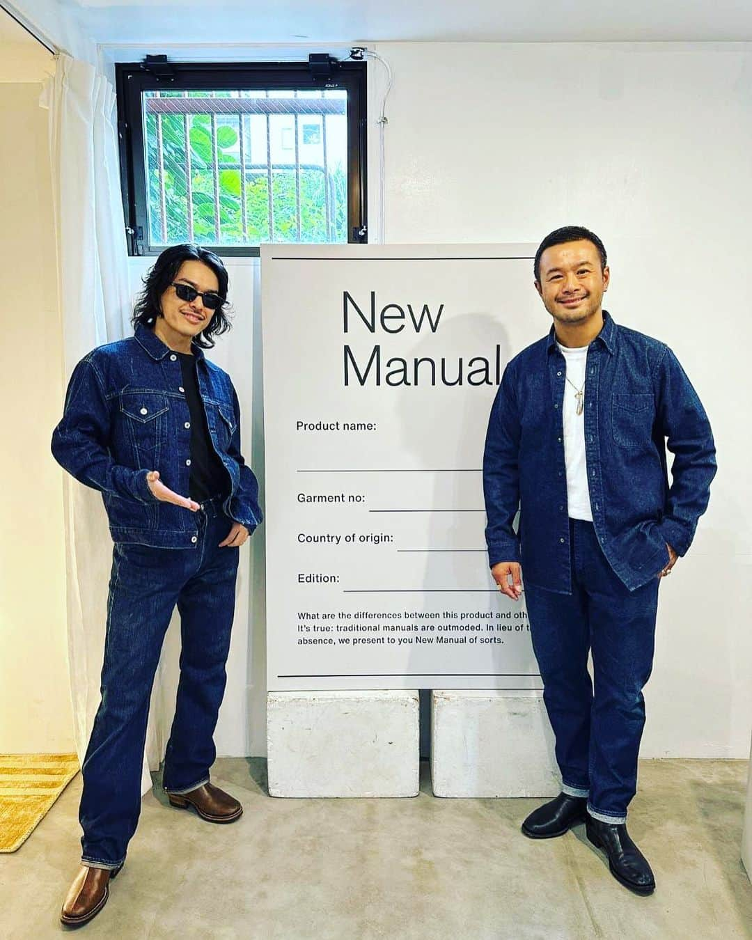 今市隆二のインスタグラム：「New Manual 3rd Exhibition👖  @new_manual  @yuttan1977  #後付けパーカー #nice」