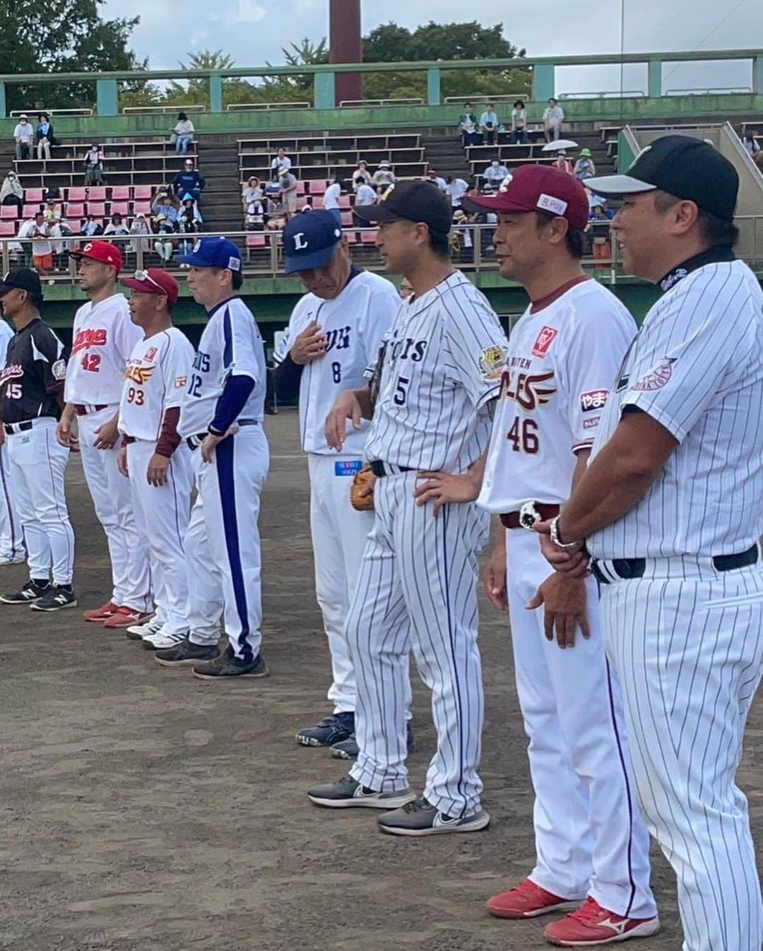 鉄平さんのインスタグラム写真 - (鉄平Instagram)「先日プロ野球OBクラブさんのお仕事で野球教室&試合をしてきました😃in名取  大先輩レジェンドの皆様と一緒でしたが、みなさんとても優しくて楽しい時間になりました😄 子供たちにとっても貴重な体験になっていれば幸いです✨ 関係者の皆様ありがとうございました😊  #プロ野球obクラブ」9月8日 13時57分 - teppei1227