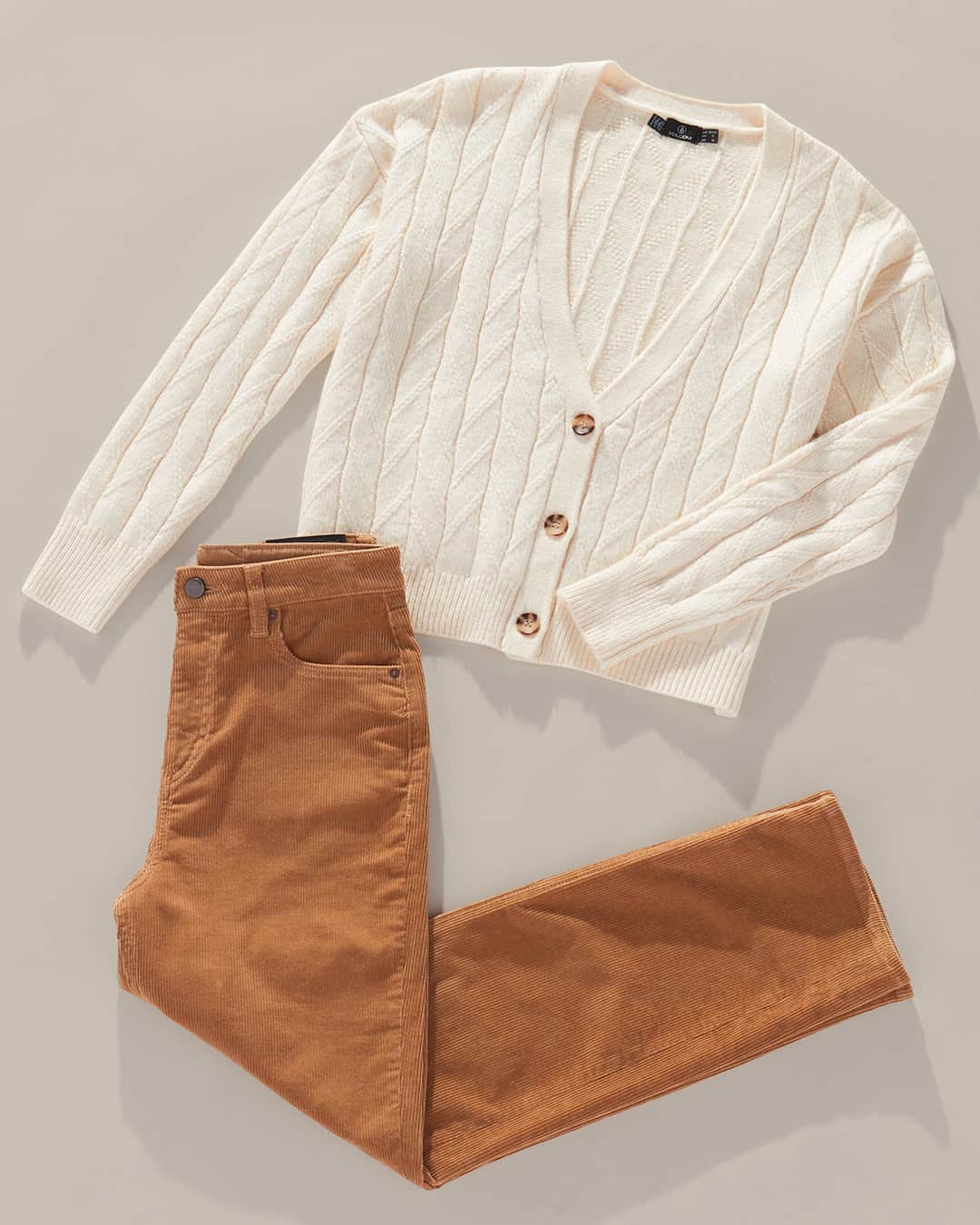 Volcom Women'sのインスタグラム：「One of those outfits you dont need to think about 🤯」