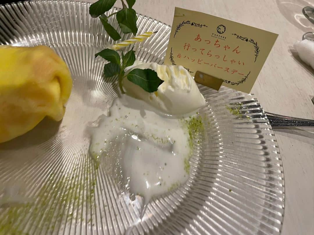 芽華ららさんのインスタグラム写真 - (芽華ららInstagram)「渡米前に食べた美味しかったものたち😋💕  念願のタストゥー❤️❤️❤️ まいこちゃんファミリー行ってらっしゃい会✈️ みんなでワイワイ楽しかったな🥹💕」9月9日 0時14分 - rara.world