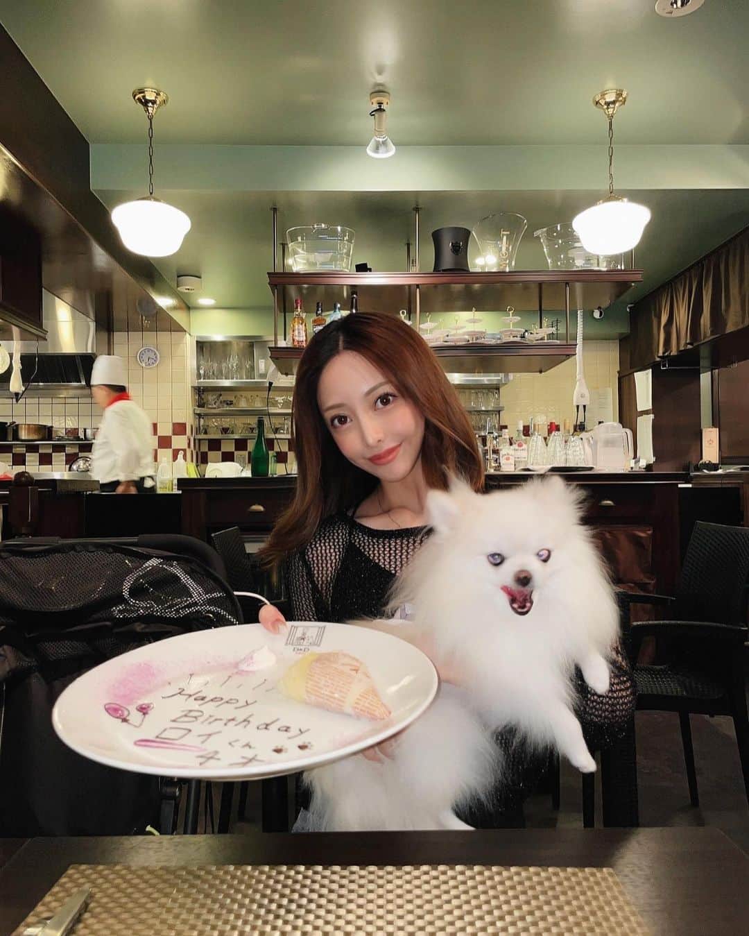 橋本恵里花のインスタグラム：「ロイ君の４歳の誕生日🐶💝🎉」