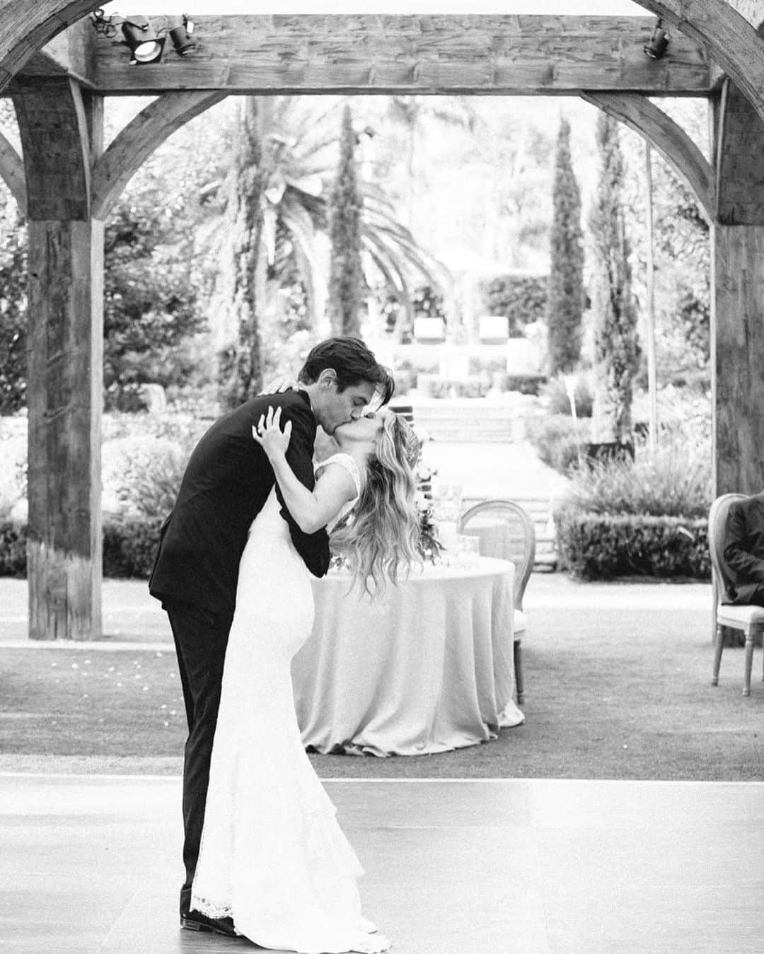 アシュレイ・ティスデイルのインスタグラム：「9 years ago I married the man of my dreams @cmfrench. When compiling all my pictures I looked at the last 9 years, there’s a lot of different hair colors and styles, a lot of homes like A LOT, a lot of laughter, loss, additions to our family, and SO much love. All I know is I couldn’t get through any of it without you! Chris you’re the best gift I’ve received besides Jupiter, I’m SO SO grateful I get to live life with you. I love you, thank you for choosing me ❤️」