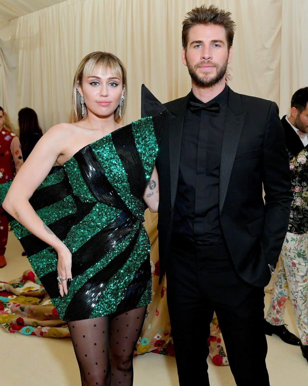 Teen Vogueのインスタグラム：「In a new installment of her TikTok series "Used to Be Young," #MileyCyrus revealed the exact moment she decided to divorce #LiamHemsworth. 💔 #Linkinbio for what she had to say  (📸: Getty Images)」