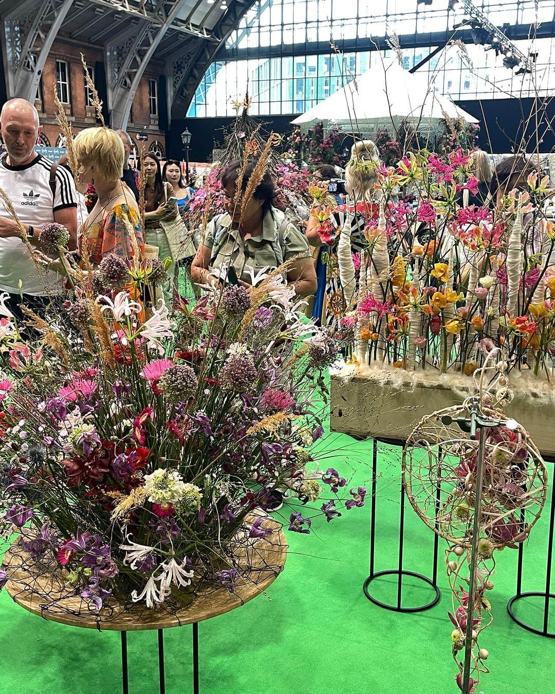 Eva Cheung☆さんのインスタグラム写真 - (Eva Cheung☆Instagram)「First time attending dried flowers arrangement workshop ～A lot of fun💐💕」9月9日 0時45分 - eva_pinkland