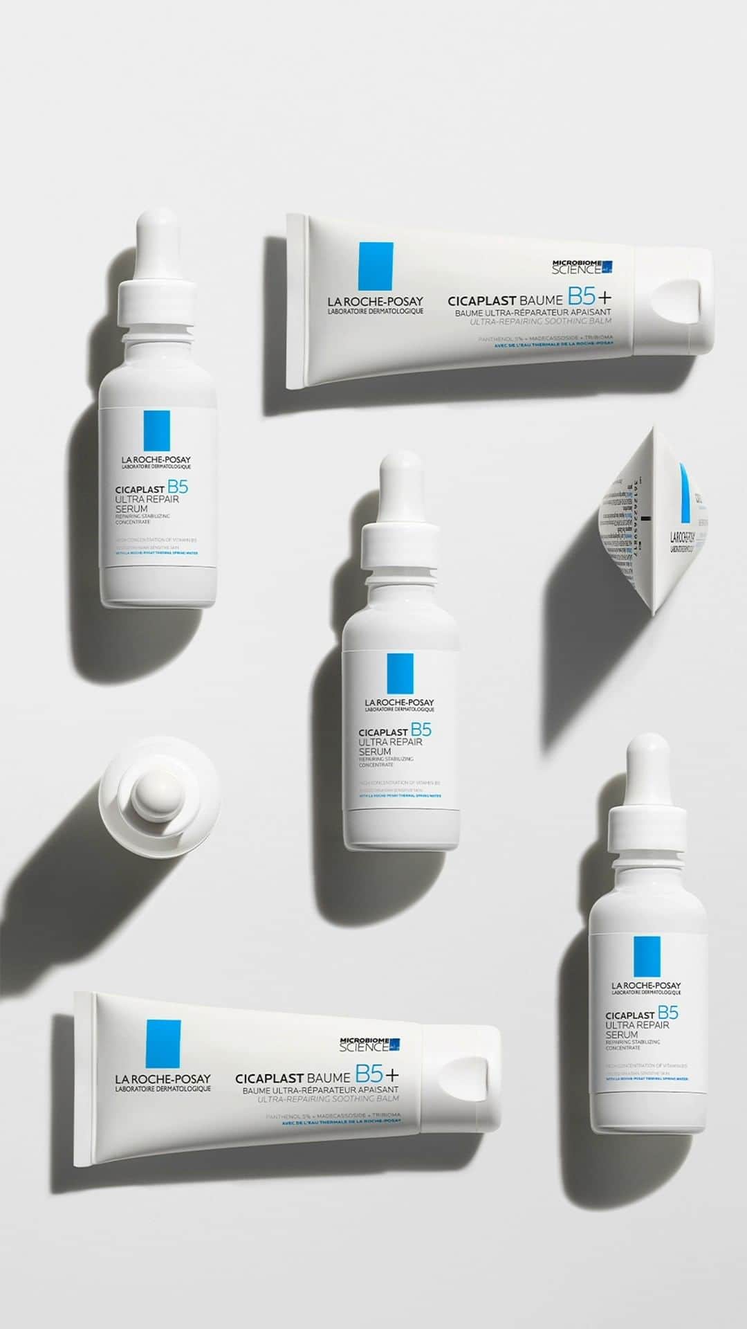 La Roche-Posayのインスタグラム：「All skin deserves a Cicaplast. Each product is specifically formulated to soothe and repair everyday skin irritations. Here's a quick introduction to the 2 heroes of our skin repair A-team:   🧬 The serum soothes the skin barrier 💫 The balm tackles up to 15 indications   Which one is your skin's favorite? Not too sure? It’s time to discover our entire range on our website.   All languages spoken here! Feel free to talk to us at anytime. #larocheposay #cicaplast #sensitiveskin #skinrepair Global official page from La Roche-Posay, France.」