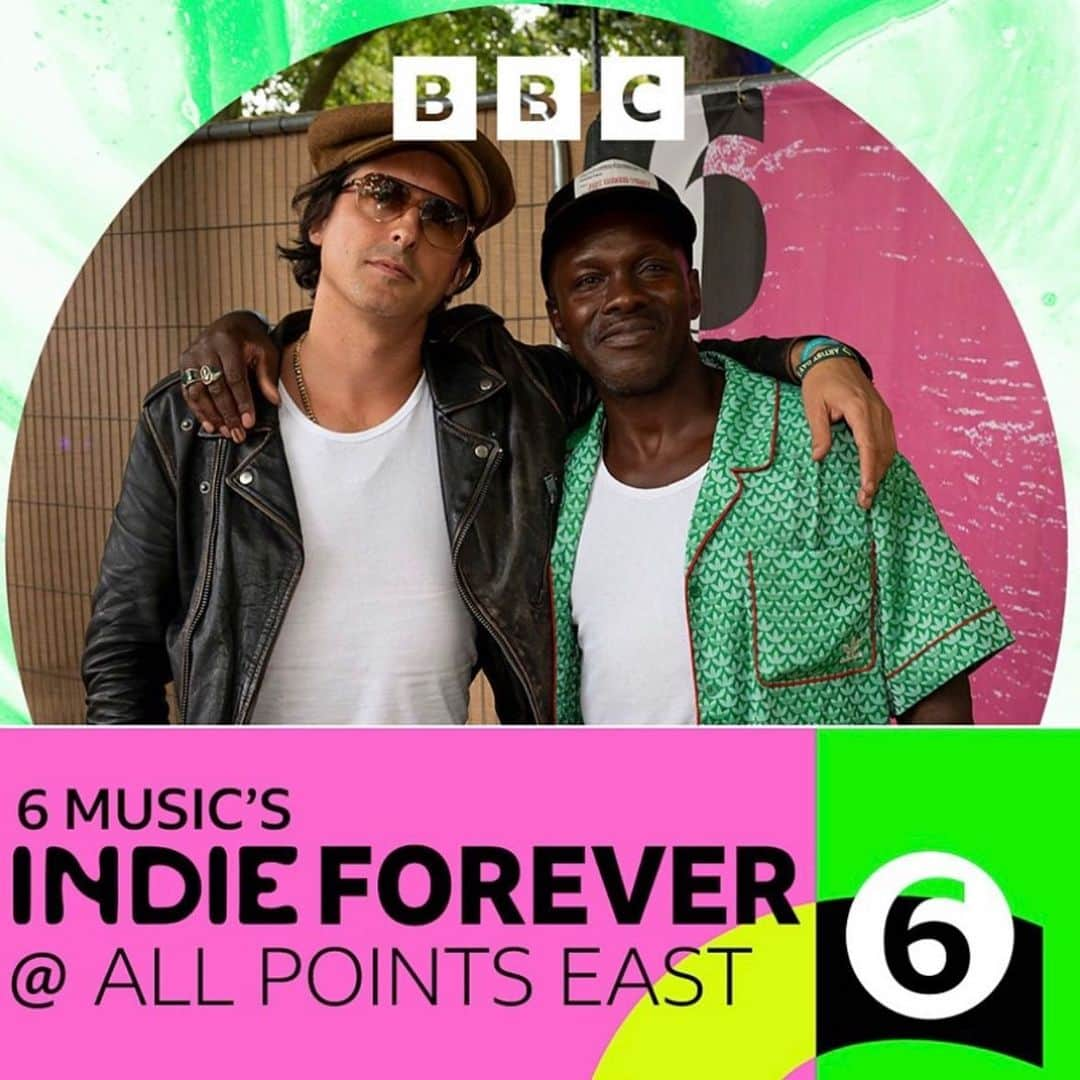 カール・バラーさんのインスタグラム写真 - (カール・バラーInstagram)「You can now listen back to the full set from All Points East over on BBC Sounds, just search ‘Indie Forever’ 🖤 enjoy x  @bbc6music @allpointseastuk」9月8日 16時26分 - carlbarat78