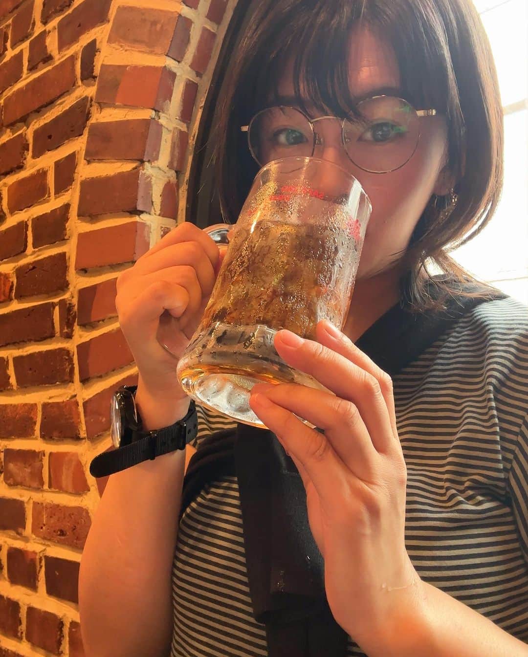 範田紗々さんのインスタグラム写真 - (範田紗々Instagram)「最近お酒持ってる写真ばっかり〜〜〜🤤 #渋谷PARCO #台湾PARCO #麗郷渋谷店  #台湾料理 #しじみ醤油漬け」9月8日 16時26分 - handa_sasa