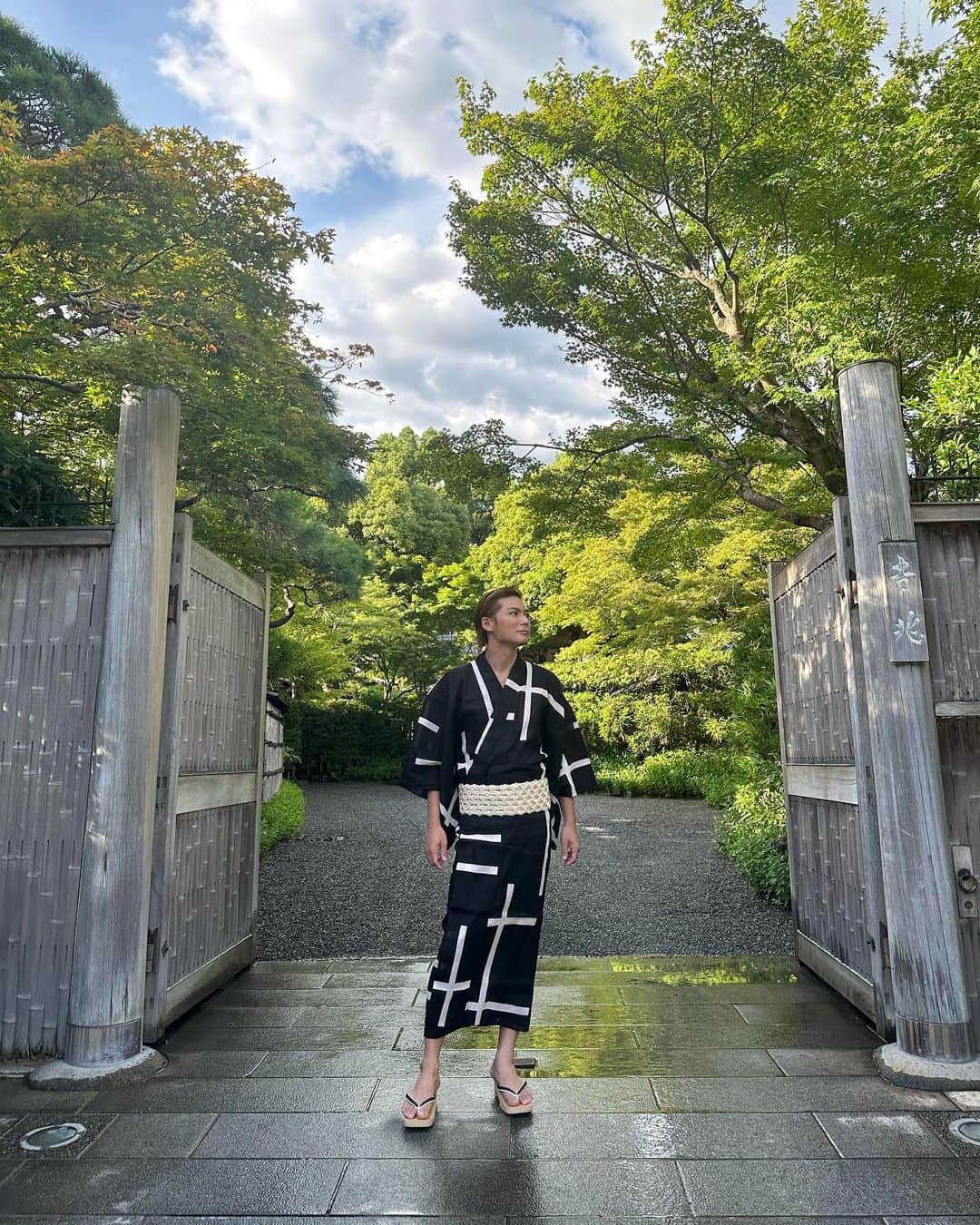 SHOKICHIさんのインスタグラム写真 - (SHOKICHIInstagram)「晩夏のひととき、京都で伝統文化を学ぶ旅は感動的なものだった🎯 変わりゆく時の中で守り続ける文化 もっともっと勉強しなければ✊ #日々向上 #musiclife」9月8日 17時02分 - exxxile_shokichi
