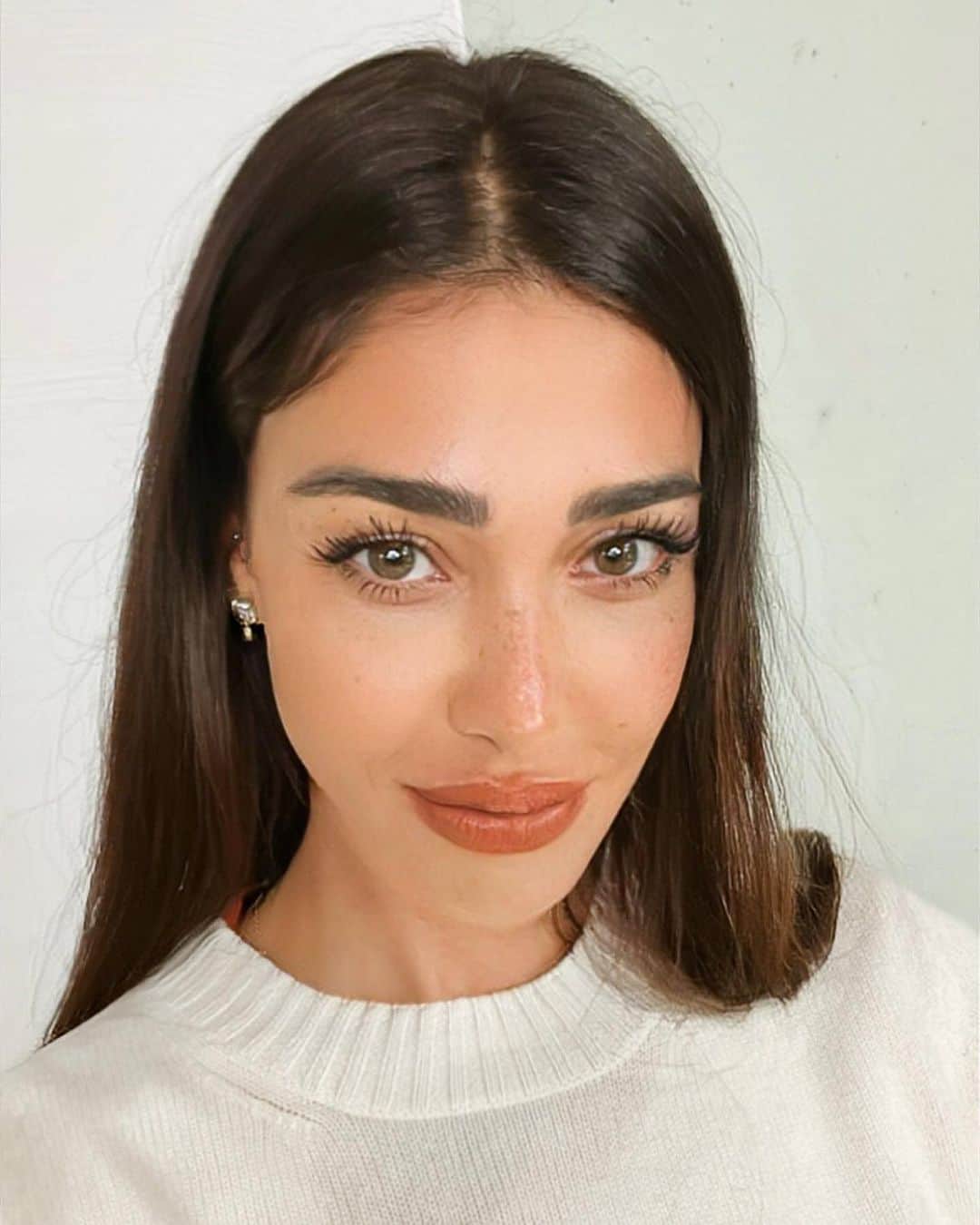 ベレン・ロドリゲスのインスタグラム：「Buenos días! 🫶🏻」