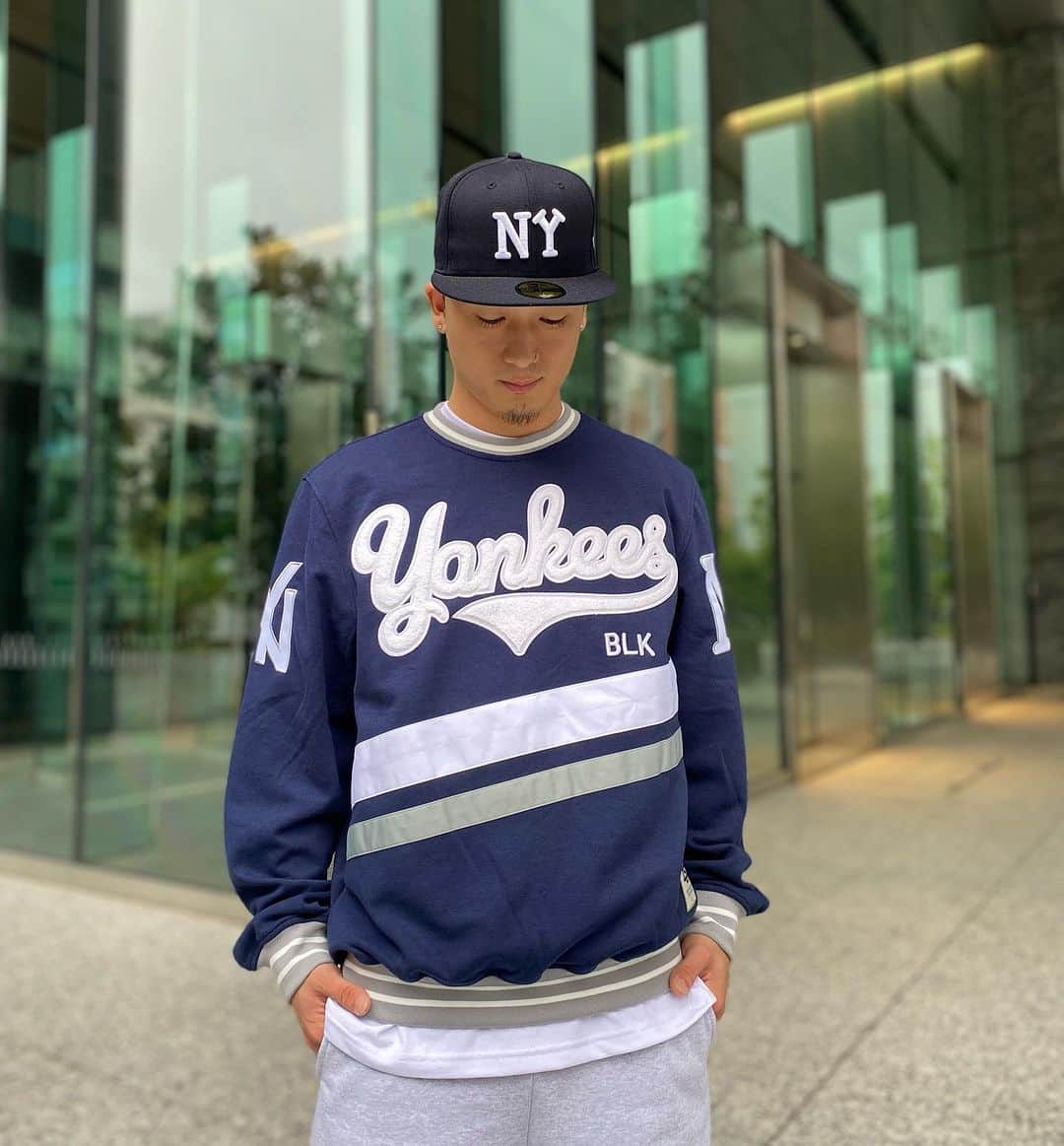 GROW AROUNDのインスタグラム：「SD SPORT NEW YORK BLACK YANKEES CREWNECK SWEATSHIRT   かつてアフリカ系アメリカ人選手が多く活躍した野球リーグ「ニグロリーグ」。  SD SPORTからNEW YORK BLACK YANKEESのCREW SWEATが入荷、WEB UP完了致しました🔥  両袖、フロントに存在感のあるロゴが落とし込まれております。   在庫数少なめなのでお早めに！！  #growaroundnewarrivals  #sdsport」