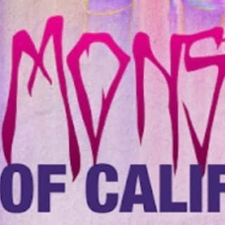 トム・デロングのインスタグラム：「It’s coming…. We are finally weeks (days) away 😎 #MonstersOfCalifornia」