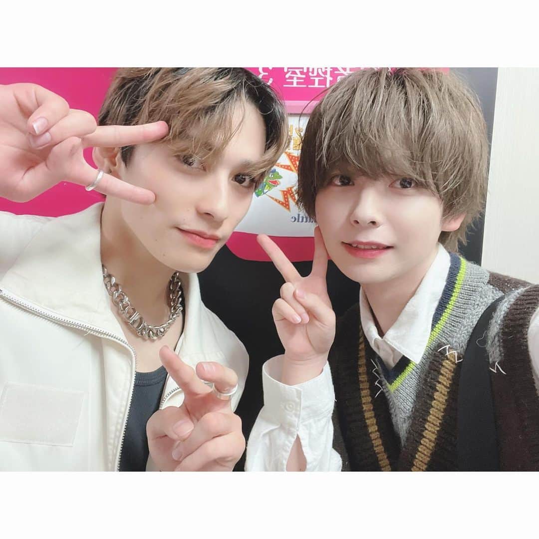 のインスタグラム：「はじめましてだけどずっと前からお会いしたかったTETTAくん！！ 運命的でしたね！笑」