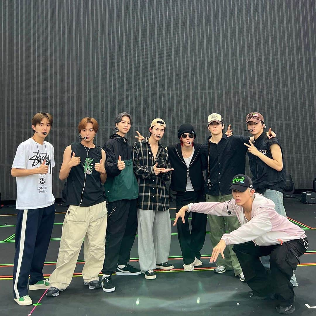 NCTさんのインスタグラム写真 - (NCTInstagram)「#NCT127 🐶🐻🐱🐰🍒🍑🌹🐯💚  #NCT #NCTDREAM #WayV #NCT_DOJAEJUNG #NCT_NATION #NCT_NATION_ToTheWorld #OSAKA #NCT_NATION_ToTheWorld_OSAKA」9月8日 18時43分 - nct