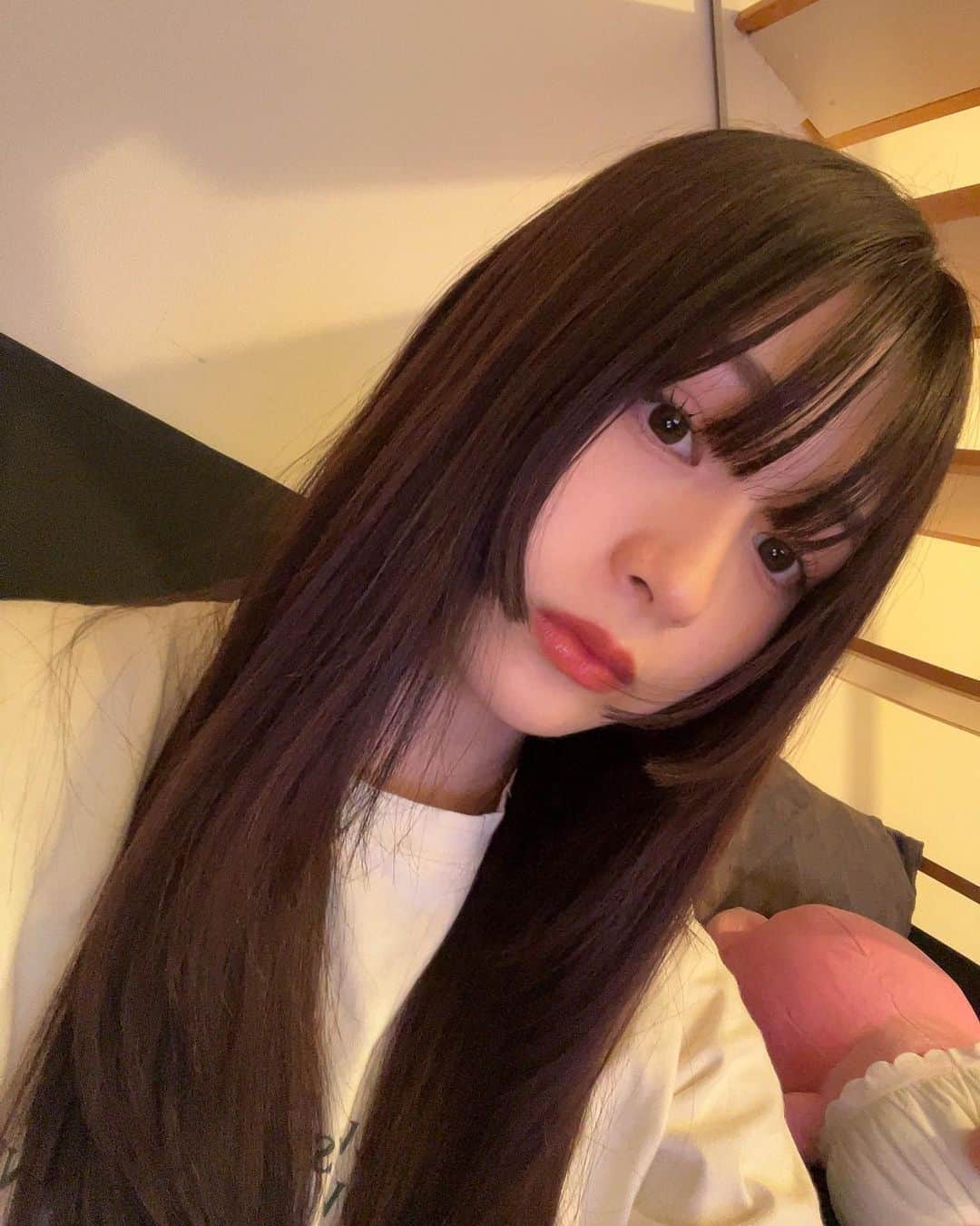 椎名亜美さんのインスタグラム写真 - (椎名亜美Instagram)「髪の毛伸びたなあ」9月8日 18時55分 - ami.co.jp0106