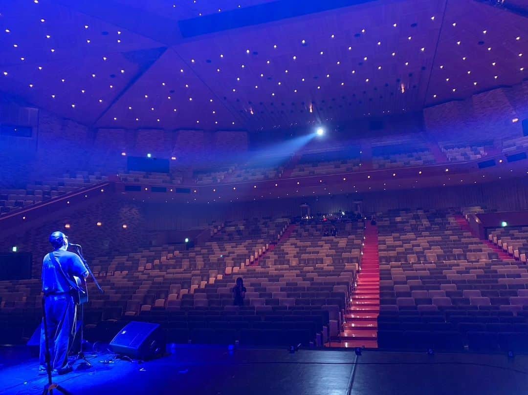 吉田広大のインスタグラム：「🎤」