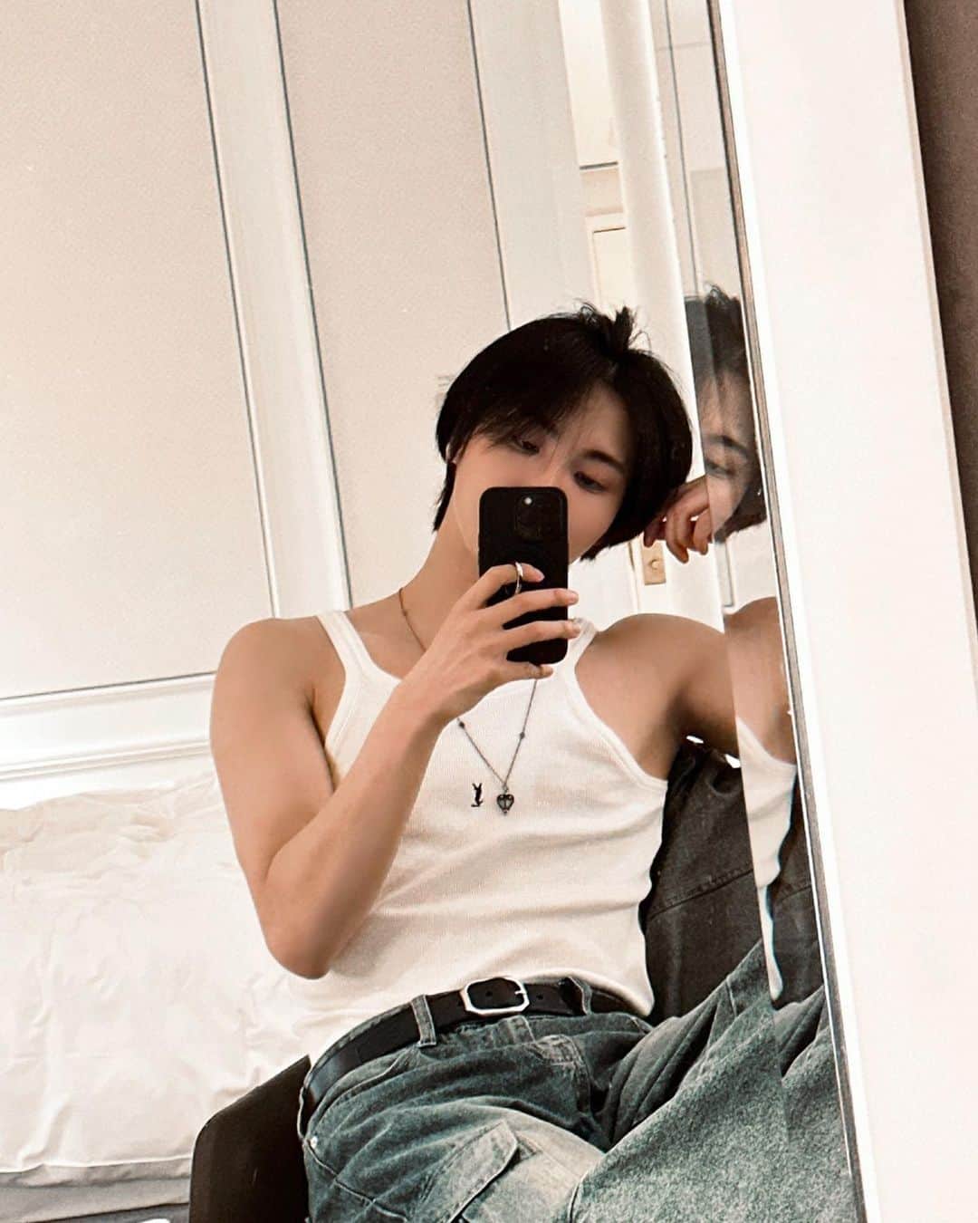 ATEEZさんのインスタグラム写真 - (ATEEZInstagram)「[#인星화그램] In Singapore🤍  #ATEEZ #에이티즈 #SEONGHWA #성화」9月8日 19時18分 - ateez_official_
