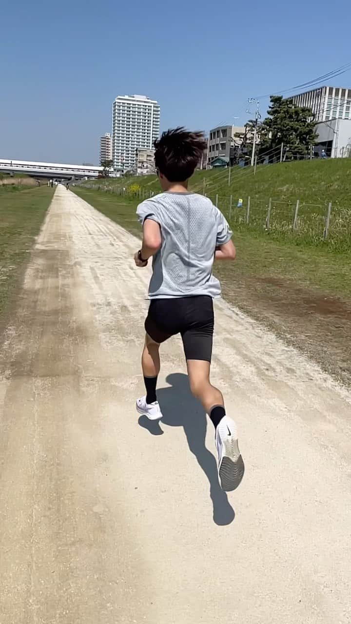 鬼塚翔太のインスタグラム：「. . Tamagawa river workout. 怪我なく継続中。 . #メイクス #メイクス陸上競技部 #社会にワクワクを提供する  #マラソンで世界一になる #run #running  #marathon #runningman #correr #दौड़ना #달리기 #跑步 #runtraining」