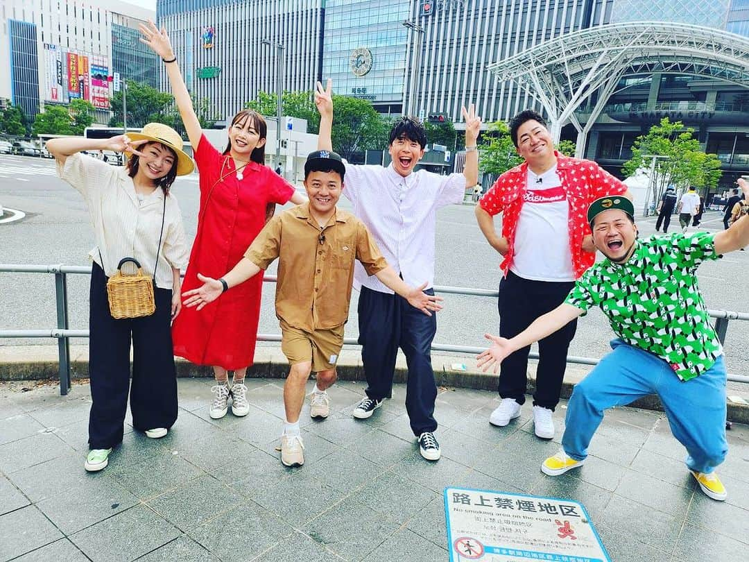 川原豪介さんのインスタグラム写真 - (川原豪介Instagram)「明日９月９日18時55分からのテレQ【たくなる】は初めての６人ロケ！ 久留米、熊本、鹿児島の九州縦断旅でーす！６人でワイワイしてきましたー！是非是非見て下さーい👀ぬんっ！ #たくなる  #テレQ #パラシュート部隊  #ブルーリバー  #中上真亜子  #小雪」9月8日 19時25分 - blueriver_kawa