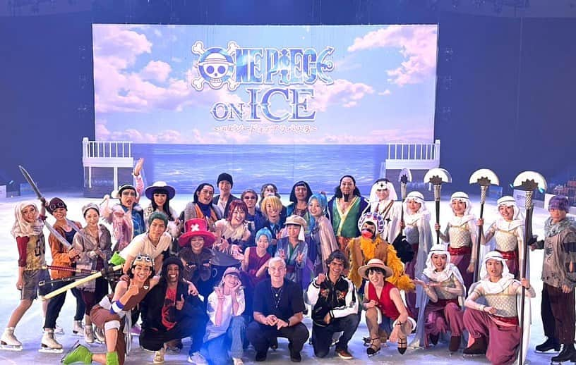 竹野比奈さんのインスタグラム写真 - (竹野比奈Instagram)「🏴‍☠️ONE PIECE ON ICE🧊 〜エピソードオブアラバスタ〜  全10公演ありがとうございました!!  2ヶ月間、素晴らしいキャストの皆様、最高なスタッフの皆様に囲まれて過ごすことができ、とっても楽しく充実した日々を送ることができました。  改めて素敵なアイスショーに出演することができて、とても光栄です☺️ 初めてのアイスショーが、とっても幸せで宝物のような時間になりました🥹🫶🏻  金谷さん、賢二先生をはじめ、このショーに関わってくださった全ての皆様、公演、配信を観てくださった皆様、 本当にありがとうございました😭  TO BE CONTINUEDを願って...  #ONE PIECE ON ICE #砂隊#反乱軍 #パン屋さんではなく反乱軍」9月8日 19時43分 - hinahina1727