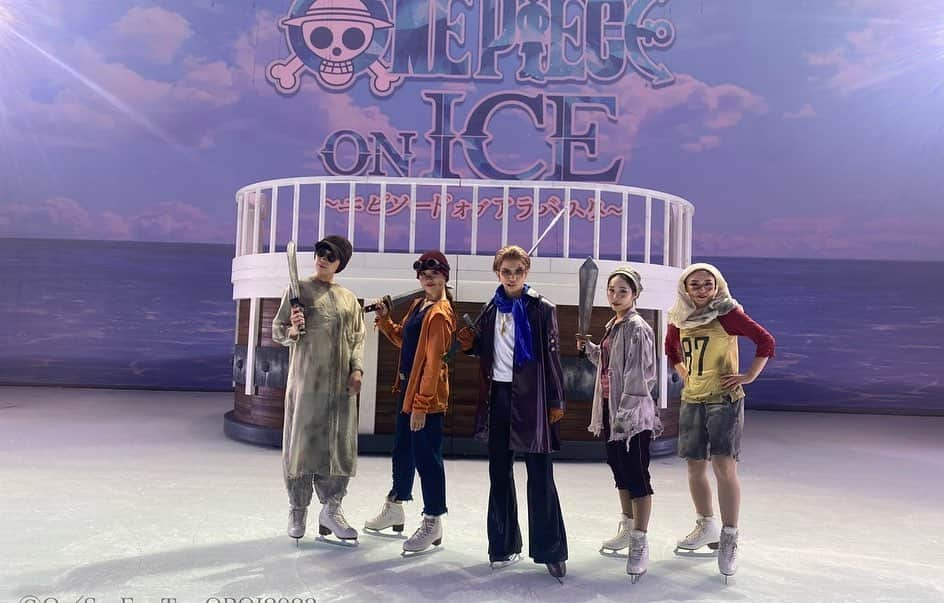 竹野比奈さんのインスタグラム写真 - (竹野比奈Instagram)「🏴‍☠️ONE PIECE ON ICE🧊 〜エピソードオブアラバスタ〜  全10公演ありがとうございました!!  2ヶ月間、素晴らしいキャストの皆様、最高なスタッフの皆様に囲まれて過ごすことができ、とっても楽しく充実した日々を送ることができました。  改めて素敵なアイスショーに出演することができて、とても光栄です☺️ 初めてのアイスショーが、とっても幸せで宝物のような時間になりました🥹🫶🏻  金谷さん、賢二先生をはじめ、このショーに関わってくださった全ての皆様、公演、配信を観てくださった皆様、 本当にありがとうございました😭  TO BE CONTINUEDを願って...  #ONE PIECE ON ICE #砂隊#反乱軍 #パン屋さんではなく反乱軍」9月8日 19時43分 - hinahina1727