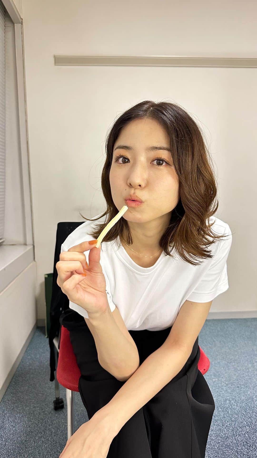 中村静香のインスタグラム：「ゆる飲み配信😘」