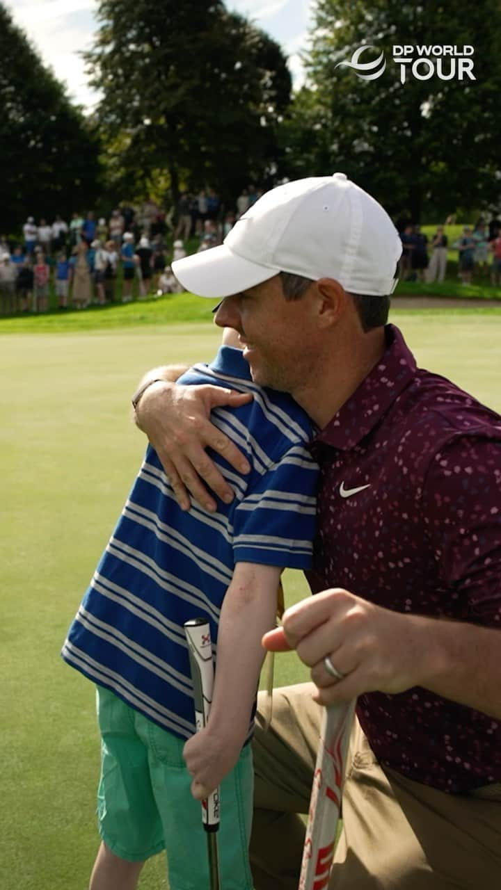 ローリー・マキロイのインスタグラム：「Michael’s wish was to get a video message from his hero @rorymcilroy. Rory had other ideas…. #HorizonIrishOpen」