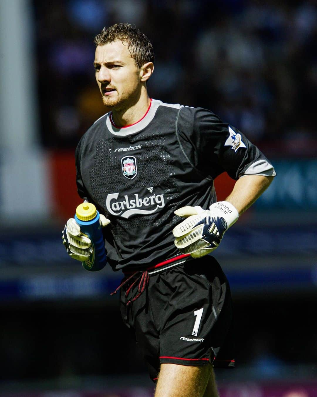 リヴァプールFCさんのインスタグラム写真 - (リヴァプールFCInstagram)「#OnThisDay in 2001, @jerzydudek_official made his debut for the Reds ✊🔴」9月8日 19時50分 - liverpoolfc