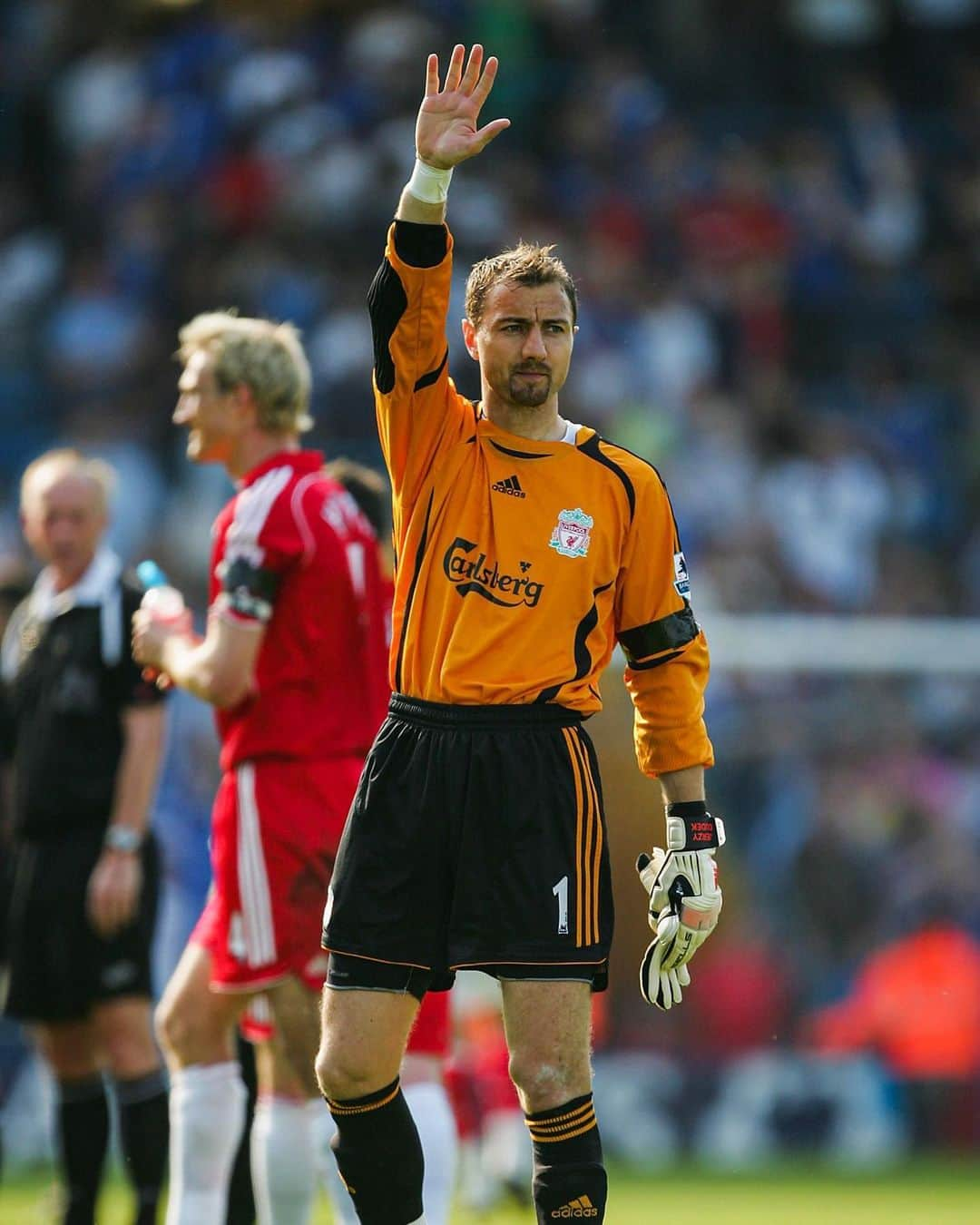 リヴァプールFCさんのインスタグラム写真 - (リヴァプールFCInstagram)「#OnThisDay in 2001, @jerzydudek_official made his debut for the Reds ✊🔴」9月8日 19時50分 - liverpoolfc