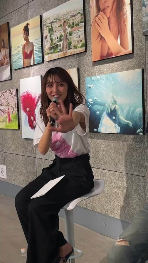 石川恋のインスタグラム：「写真展「SIGNS」トークショー❤️‍🔥 ありがとうございました！！」